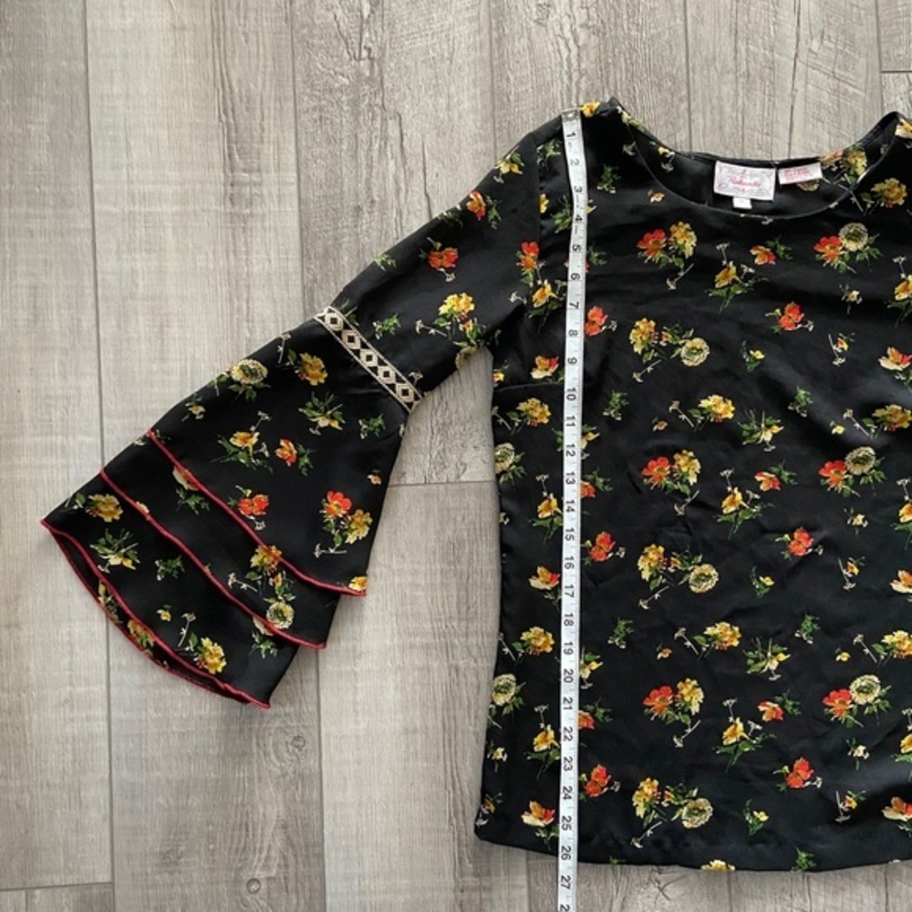 Panhandle Womens White Label 3 Tier Flounce Bell Sleeve Floral Top Size M Black - Picture 3 of 8